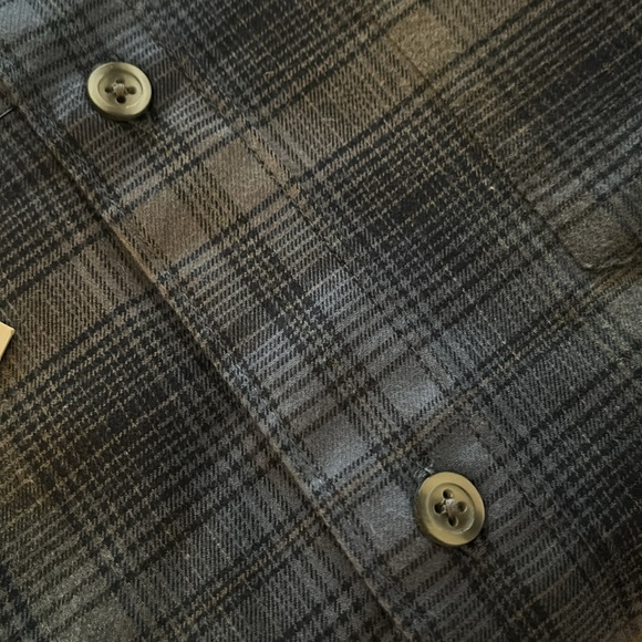 Brand new Apt 9 sports shirt Size M - Picture 4 of 5